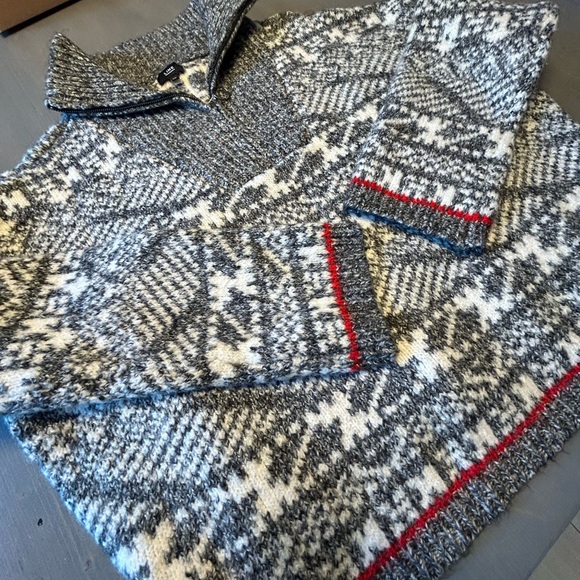 Line / Anthropologie oversized winter sweater ❤️ - Picture 5 of 8